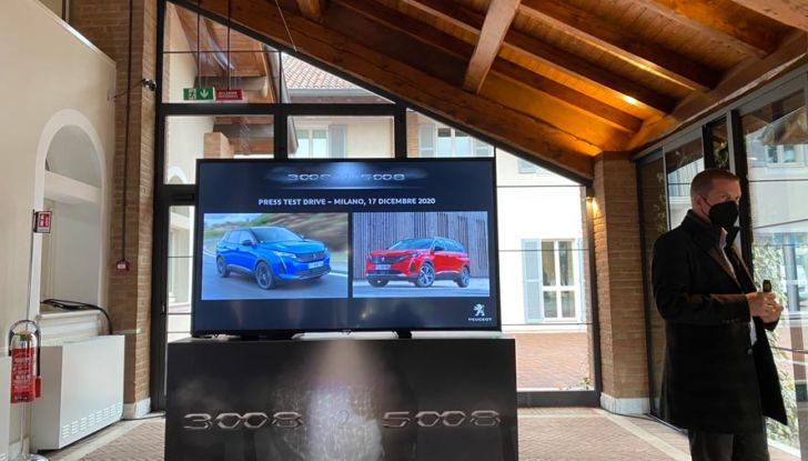 Peugeot 5008 MY2021: il SUV Premium a sette posti parte da 31.750 Euro - Foto 11 di 15