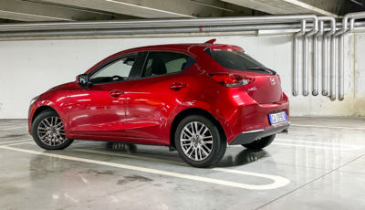 Prova su strada Mazda2 1.5 Mild Hybrid 90 CV