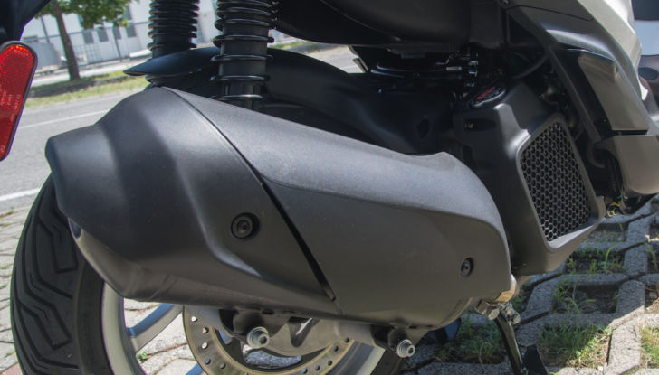 Prova Piaggio Medley 125: il ruote alte per annullare il traffico cittadino - Foto 20 di 26