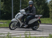 Prova Piaggio Medley 125: il ruote alte per annullare il traffico cittadino