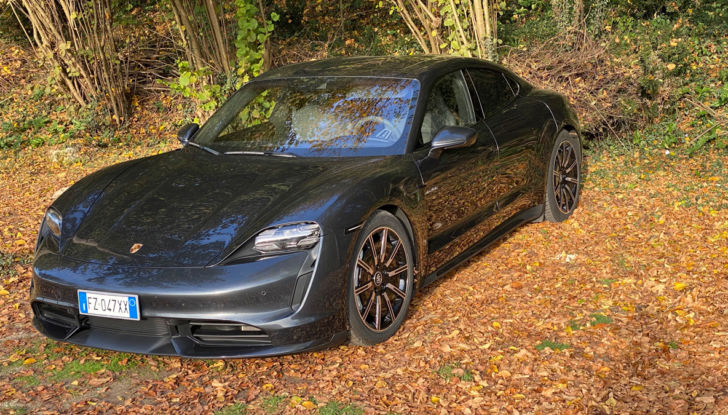 Porsche Taycan: nuova versione Turbo in arrivo? - Foto 5 di 12