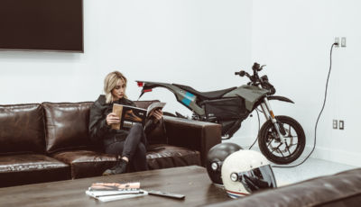 Zero Motorcycles firma con Reneos una partnership all’insegna della sostenibilità
