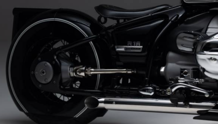 BMW Motorrad presenta la nuova R 18 custom firmata da Dirk Oehlerking - Foto 10 di 12