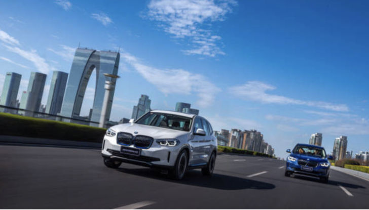Brilliance BMW iX3: la Cina è sempre più vicina! - Foto 9 di 10
