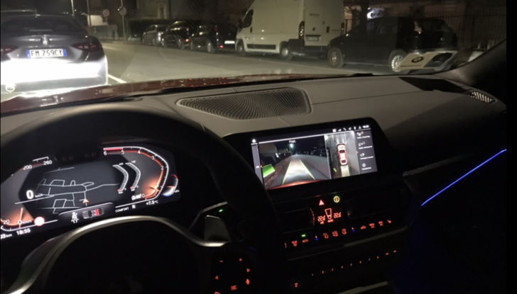 Nuova BMW Serie 3 debutta nel 2025, anche in versione elettrica - Foto 5 di 20