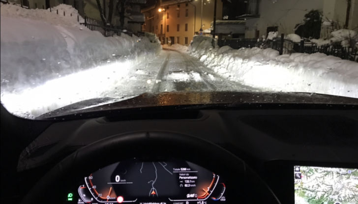 Nuova BMW Serie 3 debutta nel 2025, anche in versione elettrica - Foto 12 di 20