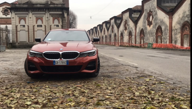 Nuova BMW Serie 3 debutta nel 2025, anche in versione elettrica - Foto 16 di 20