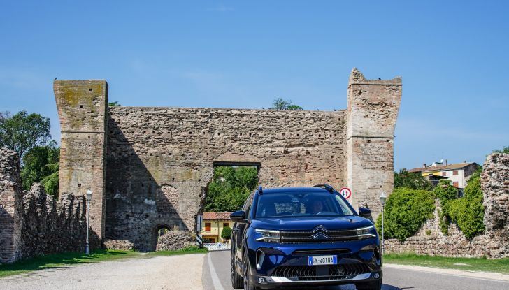 SUV Citroën C5 Aircross Hybrid Plug-in: Test Drive - Foto 24 di 35