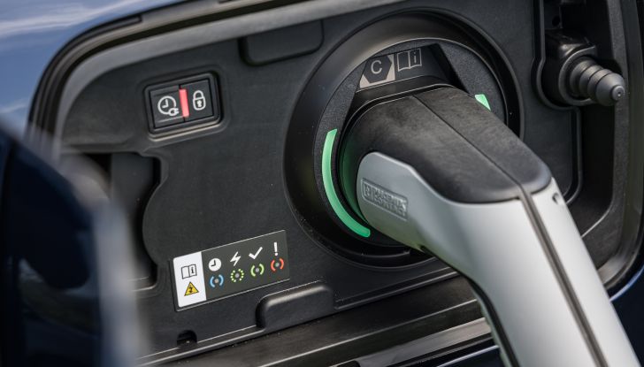 SUV Citroën C5 Aircross Hybrid Plug-in: Test Drive - Foto 16 di 35