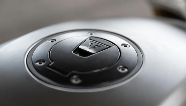 Triumph Speed Triple 1200 RS: le novità della versione 2021 - Foto 15 di 25