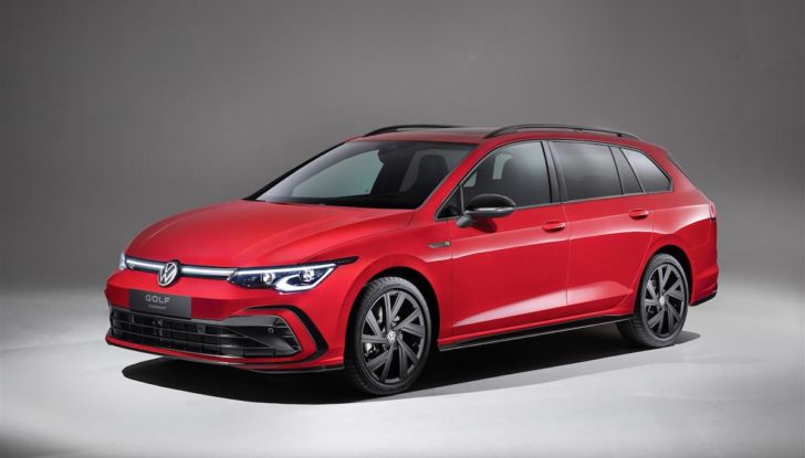 Volkswagen Golf 8 è la berlina compatta più venduta in Italia nel 2020 - Foto 9 di 10