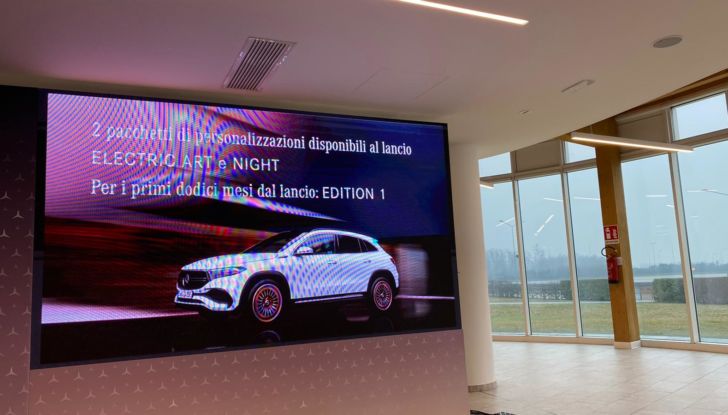 Mercedes EQA: il cugino elettrico della GLA parte da 50.190 Euro e beneficia degli incentivi statali - Foto 9 di 18