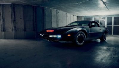 Kitt, la Supercar della serie tv americana è in vendita!