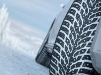 Nuovi pneumatici intelligenti: sensori e scanalature adattabili