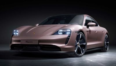 Porsche Taycan MY2021: la base a trazione posteriore attacca da 86.471 Euro
