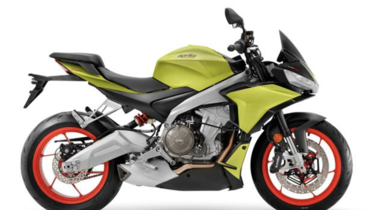 Aprilia Tuono 660: il prezzo della media sportiva della Casa di Noale - Foto 8 di 20