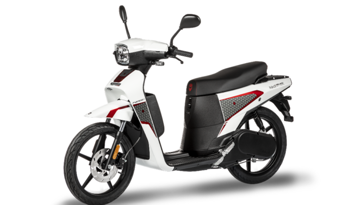 NGS3: lo scooter firmato Helmo Milano e Askoll - Foto 3 di 10