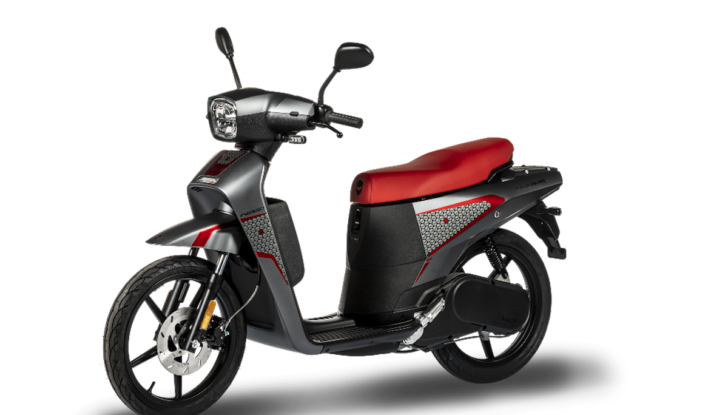 NGS3: lo scooter firmato Helmo Milano e Askoll - Foto 6 di 10