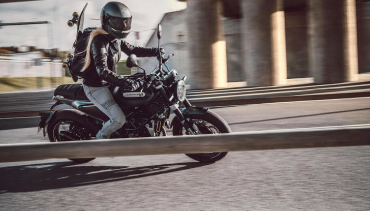 Husqvarna Svartpilen: arriva anche la versione 125 - Foto 1 di 9