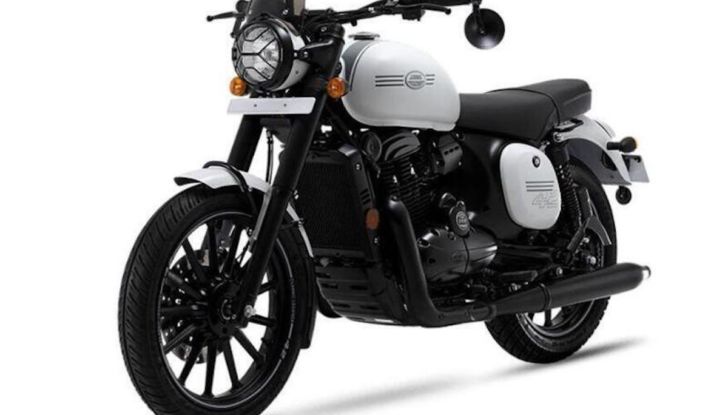 Jawa 42, la café racer che viene da oriente - Foto 8 di 11