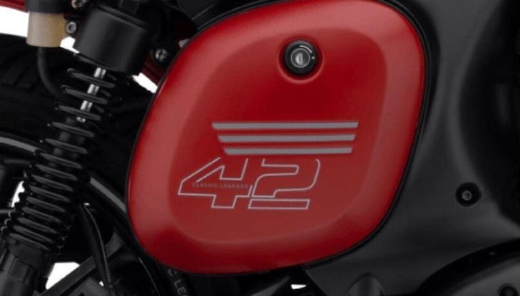 Jawa 42, la café racer che viene da oriente - Foto 3 di 11