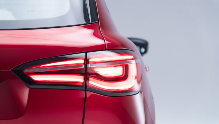 MG EHS Plug-in Hybrid 2021: caratteristiche e prezzi - Foto 10 di 39