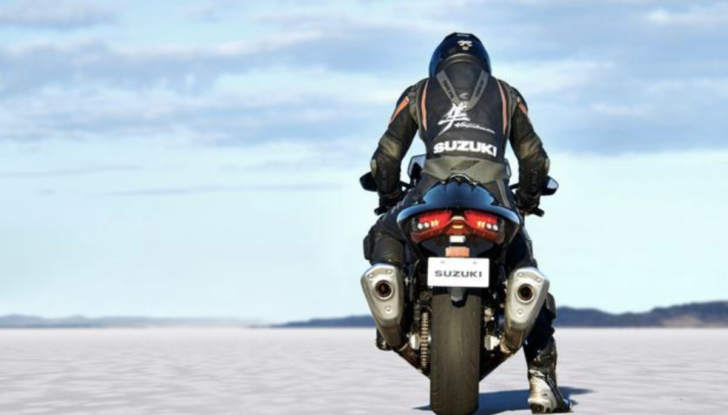 Suzuki Hayabusa: ecco la GP Edition per gli appassionati del Motomondiale - Foto 17 di 23