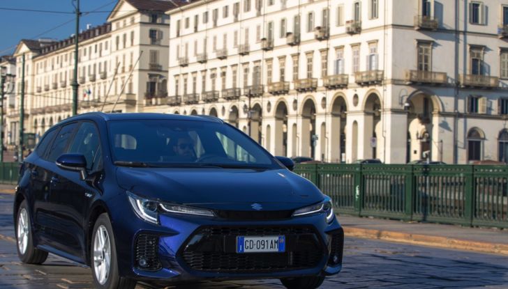 [VIDEO] Prova Suzuki Swace Hybrid 2021: La station wagon ecologica ed economica - Foto 14 di 30