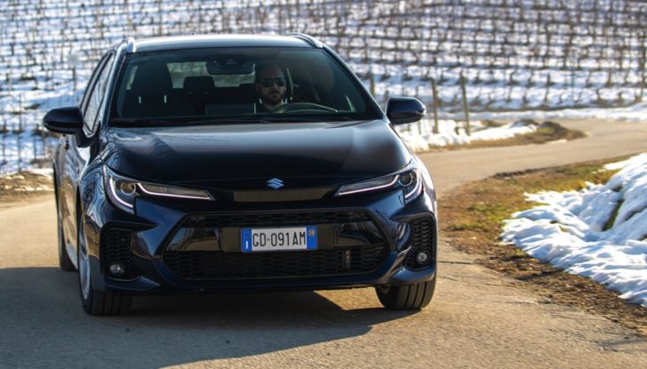 [VIDEO] Prova Suzuki Swace Hybrid 2021: La station wagon ecologica ed economica - Foto 21 di 30
