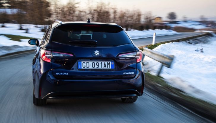 [VIDEO] Prova Suzuki Swace Hybrid 2021: La station wagon ecologica ed economica - Foto 27 di 30