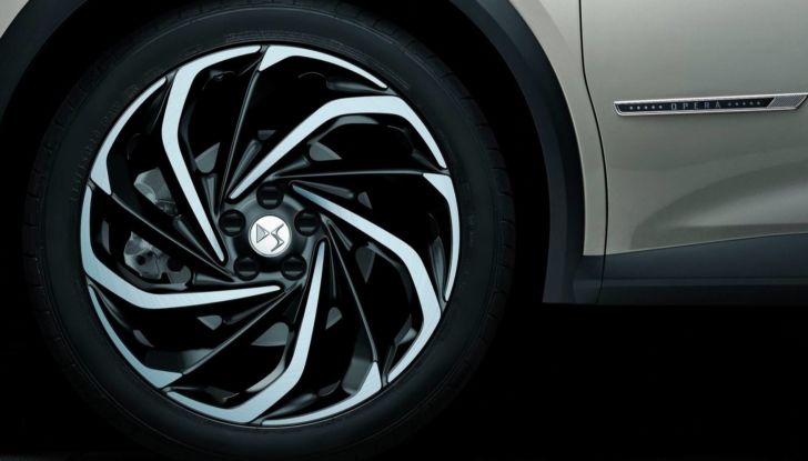 DS7 Crossback E-Tense 2021