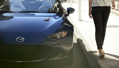 Mazda MX-5 2021: la roadster si aggiorna con nuovi colori e rivestimenti