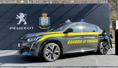 La Guardia di Finanza si elettrifica con la Peugeot e-208