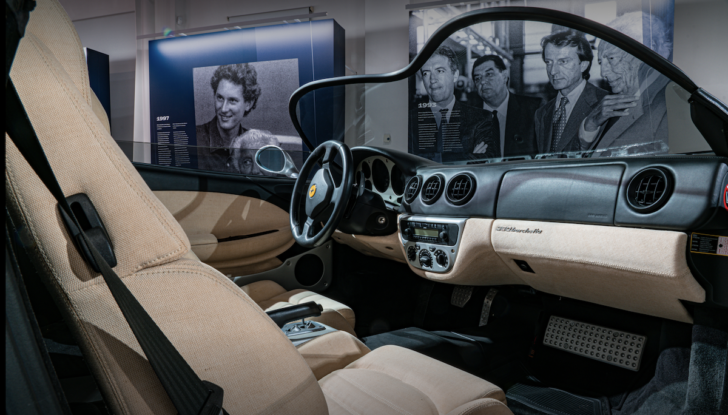 Il MEF celebra Agnelli con la mostra “Gianni Agnelli e Ferrari. L’eleganza del mito” - Foto 6 di 17