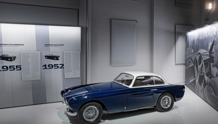 Il MEF celebra Agnelli con la mostra “Gianni Agnelli e Ferrari. L’eleganza del mito” - Foto 7 di 17