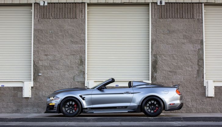Ford Shelby Super Snake Speedster: 836 CV di godimento - Foto 13 di 13