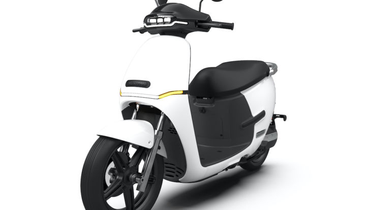 Horwin EK3: il nuovo scooter elettrico per la mobilità cittadina - Foto 11 di 13
