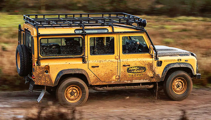 Land Rover Defender Works V8 Trophy 2021: la serie speciale in 25 esemplari - Foto 4 di 11