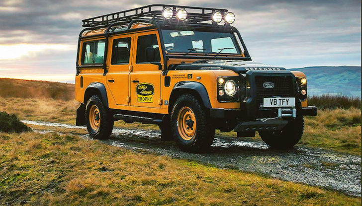 Land Rover Defender Works V8 Trophy 2021: la serie speciale in 25 esemplari - Foto 7 di 11