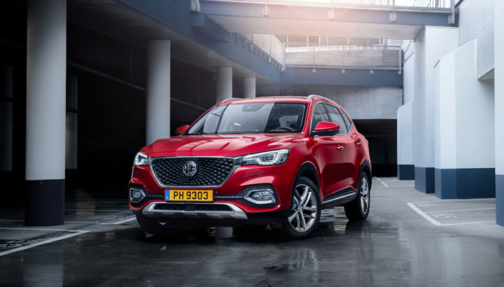 MG torna sul mercato italiano con i modelli ZS EV e C EHS - Foto 2 di 8