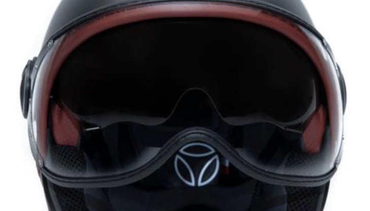 Momodesign: arriva la serie limitata del casco da elicotterista FGTR - Foto 4 di 10