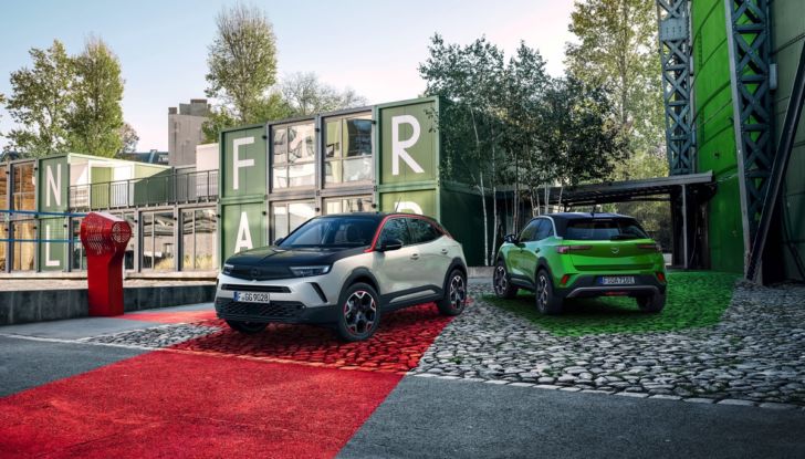[VIDEO] Prova su strada nuova Opel Mokka 2021: Tutta nuova a benzina, Diesel ed elettrica! - Foto 10 di 31