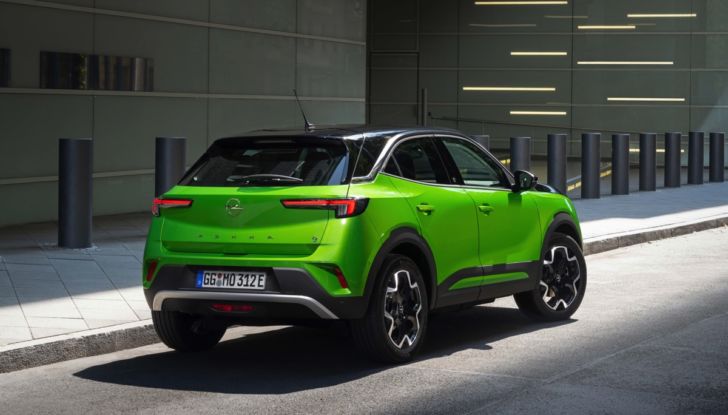 [VIDEO] Prova su strada nuova Opel Mokka 2021: Tutta nuova a benzina, Diesel ed elettrica! - Foto 11 di 31
