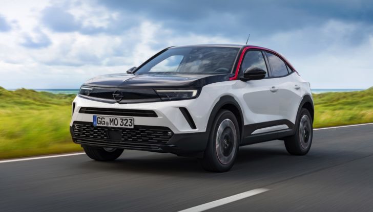 [VIDEO] Prova su strada nuova Opel Mokka 2021: Tutta nuova a benzina, Diesel ed elettrica! - Foto 12 di 31