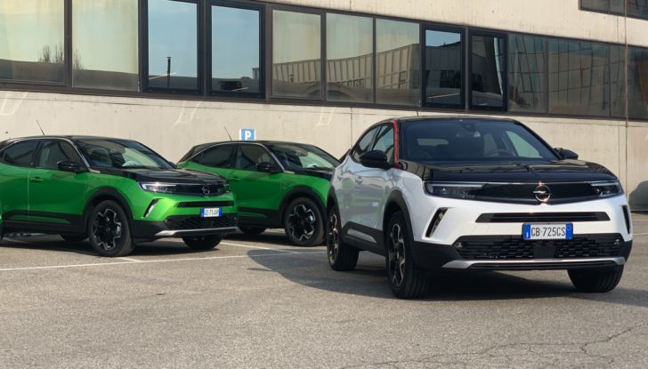[VIDEO] Prova su strada nuova Opel Mokka 2021: Tutta nuova a benzina, Diesel ed elettrica! - Foto 2 di 31