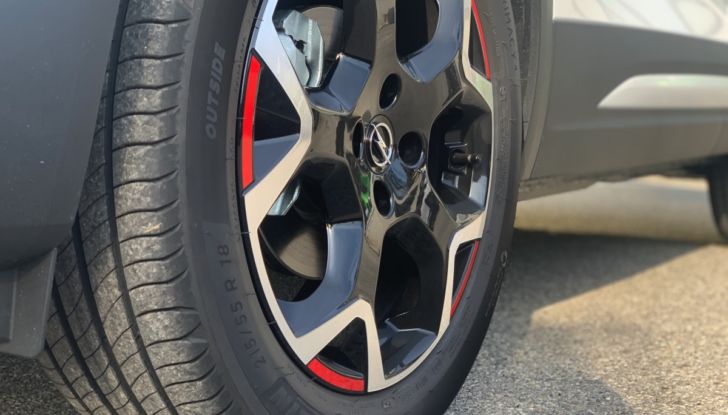 [VIDEO] Prova su strada nuova Opel Mokka 2021: Tutta nuova a benzina, Diesel ed elettrica! - Foto 6 di 31