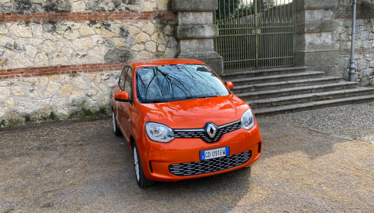 Prova su strada della Renault Twingo elettrica Vibes - Foto 3 di 15