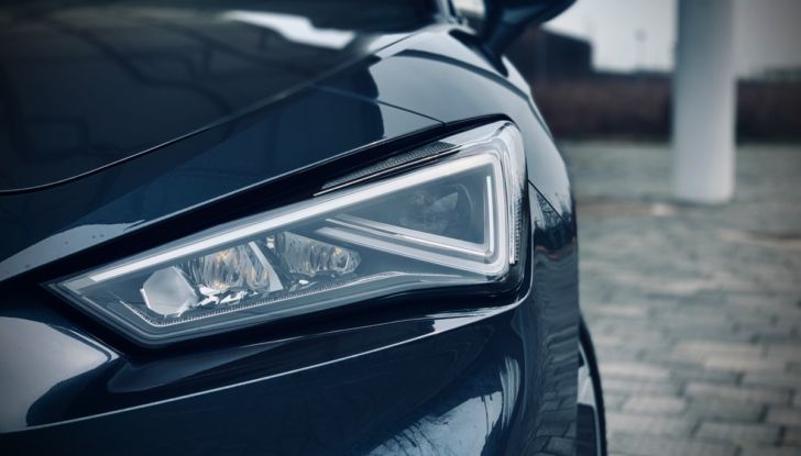 [VIDEO] Prova Seat Leon Sportstourer 2021: Il Plug-In Hybrid veloce ed ecologico con 204 CV - Foto 5 di 38