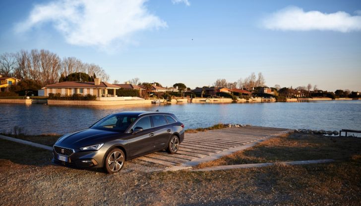 [VIDEO] Prova Seat Leon Sportstourer 2021: Il Plug-In Hybrid veloce ed ecologico con 204 CV - Foto 15 di 38