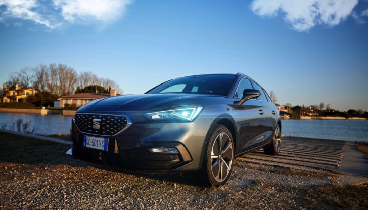[VIDEO] Prova Seat Leon Sportstourer 2021: Il Plug-In Hybrid veloce ed ecologico con 204 CV - Foto 16 di 38